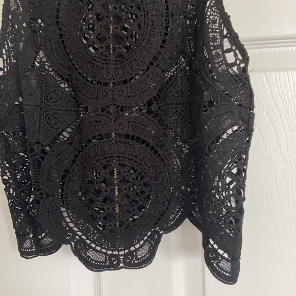 Lace top - Picture 2 of 2